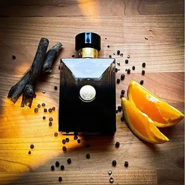 Nước Hoa Nam Versace Pour Homme Oud Noir Eau de Parfum 100ml