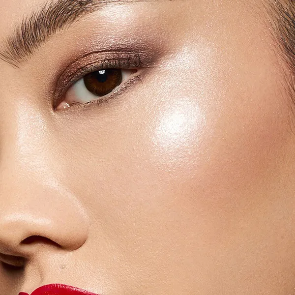 Phấn Highlight Fenty Beauty Diamond Bomb All Over Diamond Veil Tone How Many Carats Mini 2.8g