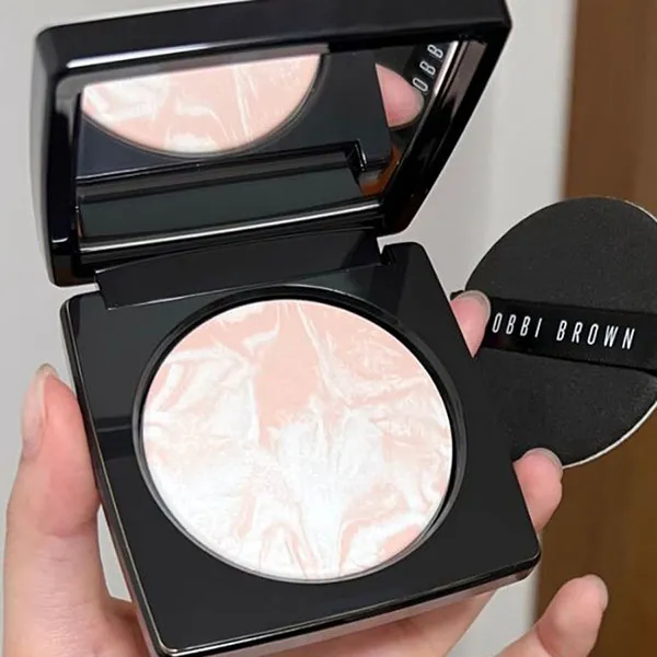 Phấn Phủ Bobbi Brown Sheer Finish Blurring Powder Tone Pearl Pink, 10g