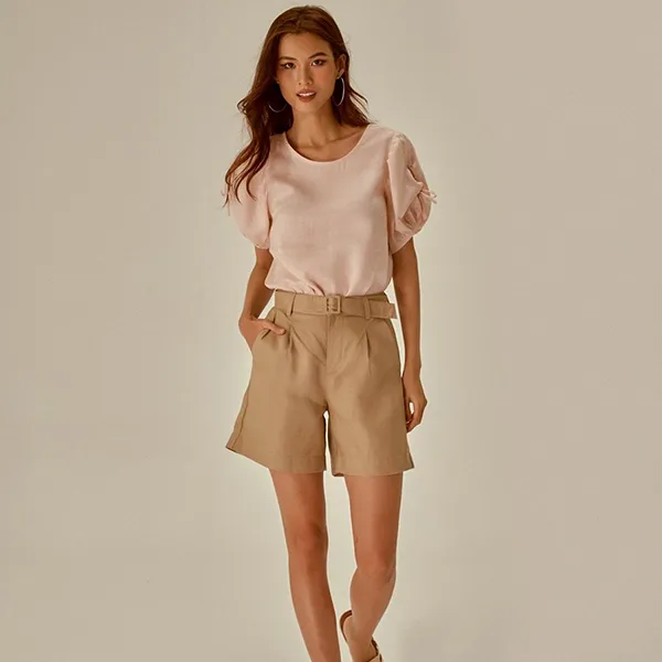 Quần Short Nữ F2 Fashion & Freedom Linen Be Becoming Unveil QS45-B-S-0721 Màu Be Size S