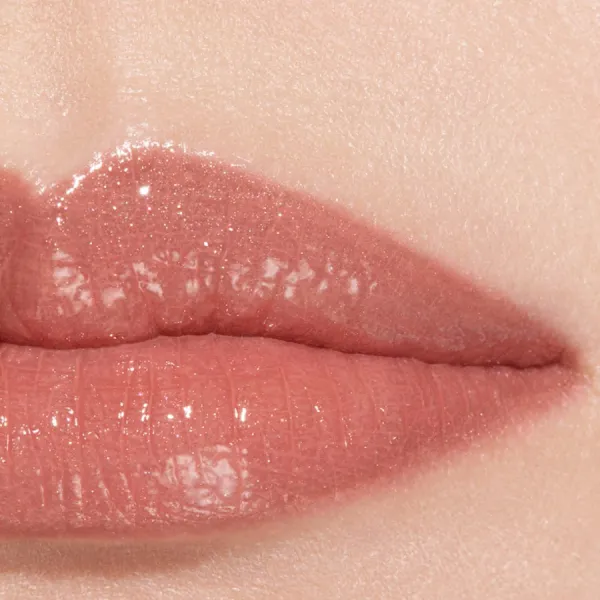 Son Dưỡng Môi Chanel Rouge Coco Flash Lipstick 116 Easy Màu Hồng Nude