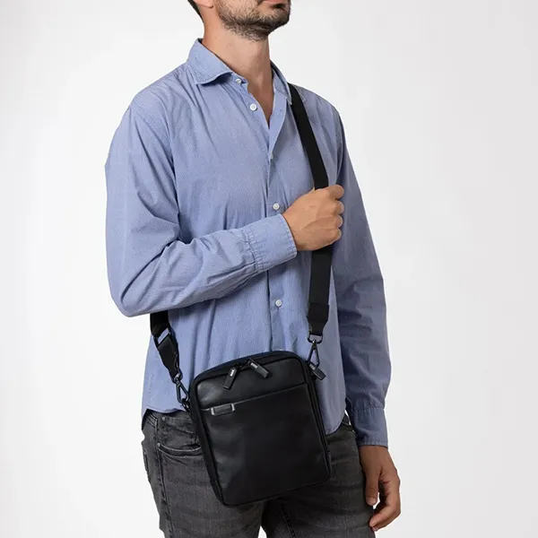 Túi Đeo Chéo Nam Gianni Conti Bag 912345-10 Màu Đen