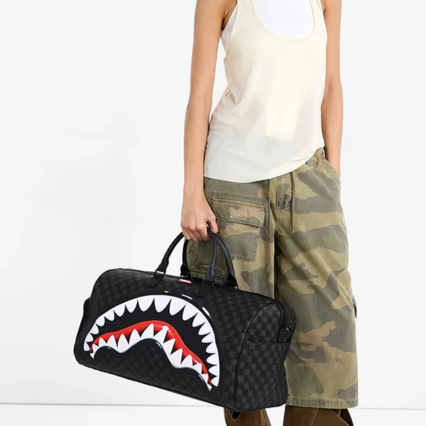 Túi Du Lịch Sprayground Sharks In Paris Hyper Duffle Bag 910D8944NSZMULTI Màu Đen