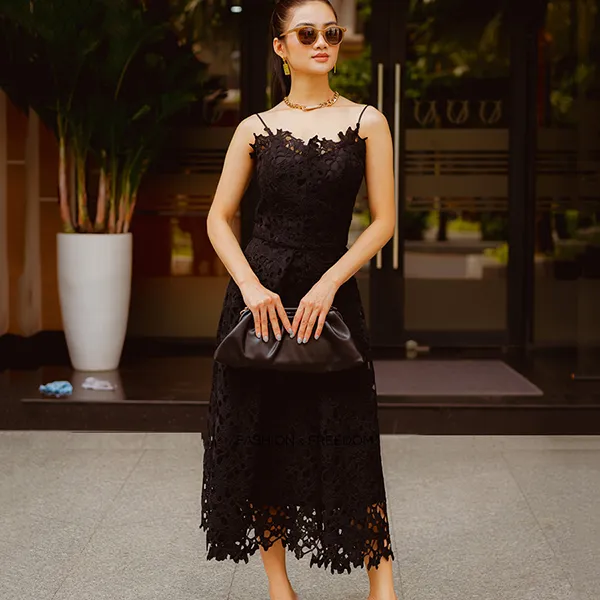Váy Hai Dây Ren Nữ F2 Fashion & Freedom City Girls D564-ĐEN-S-1221 Màu Đen Size S