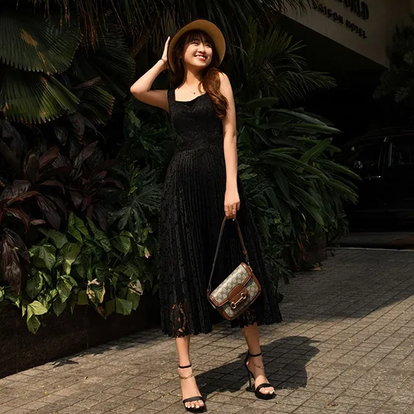 Váy Liền Nữ F2 Fashion & Freedom Black Lace Dress D710-D-S-0323 Màu Đen Size S