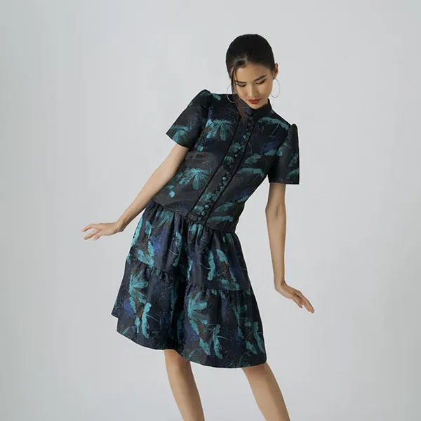 Váy Midi Nữ F2 Fashion & Freedom Gấm Becoming Discover D503-X-S-0521 Màu Xanh Họa Tiết Size S