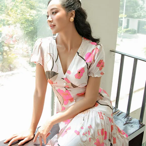 Váy Midi Nữ F2 Fashion & Freedom Pride D452-TC-XXL-0720 Màu Trắng Hồng Size XXL