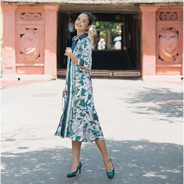 Váy Suông Hai Dây F2 Fashion & Freedom Lụa Modern Meets Heritage D418-TX-S-0519 Màu Xanh Họa Tiết Size S