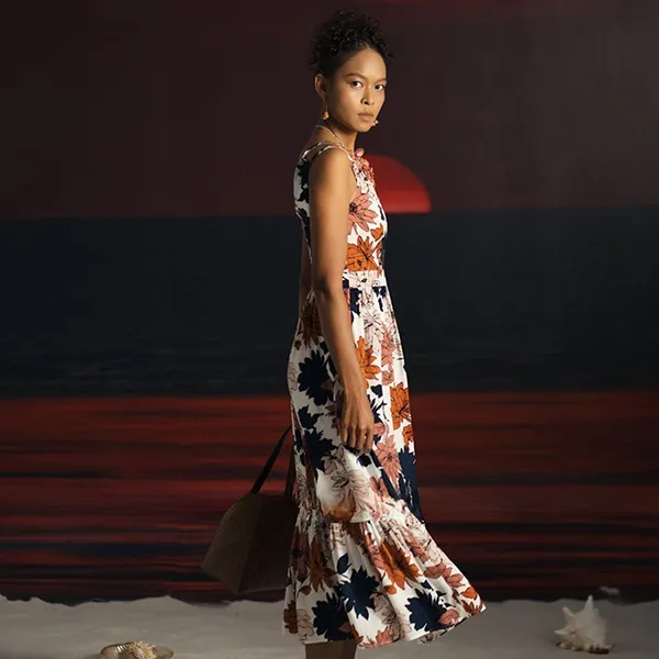 Váy Suông Nữ F2 Fashion & Freedom White Silk Dress With Summer Floral Print Get Away D397-TH-S-0421 Phối Màu Size S