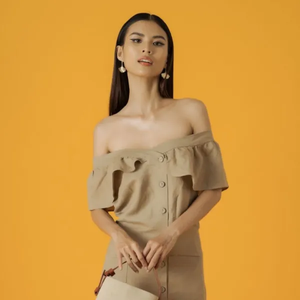 Váy Trễ Vai Nữ F2 Fashion & Freedom Fly Sky D516-CP-S-0421 Màu Vàng Kem Size S