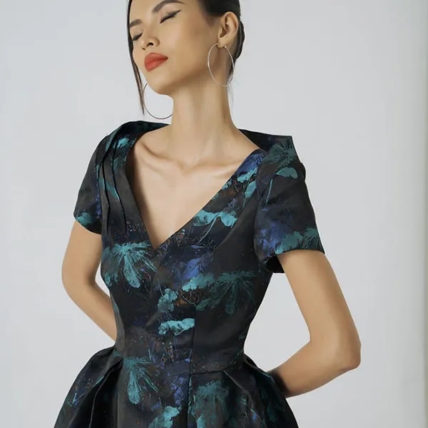 Váy Xòe Nữ F2 Fashion & Freedom Gấm Becoming Discover D517-X-S-0521 Màu Xanh Size S