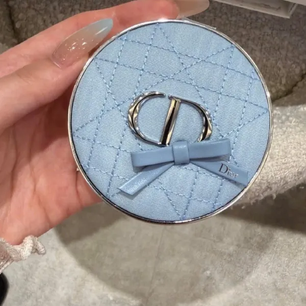 Vỏ Hộp Phấn Nước Dior Forever Cushion Couture Case Blue Bow Limited Edition Màu Xanh
