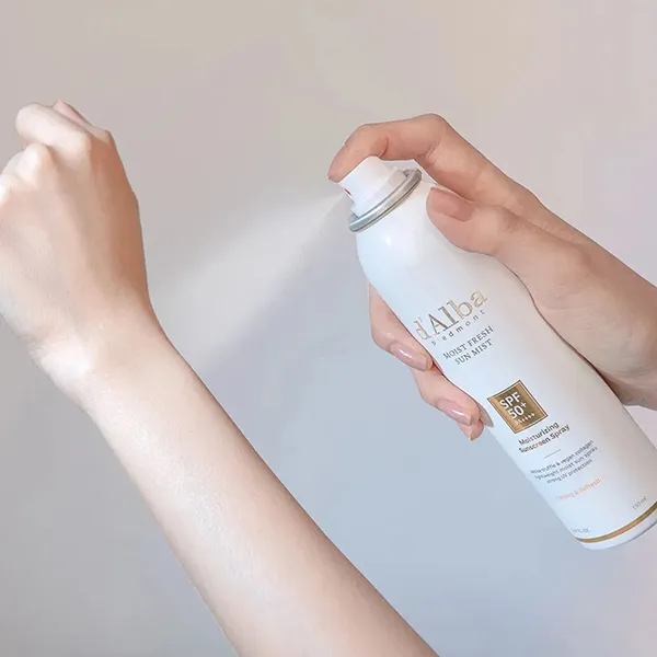 Xịt Chống Nắng D'Alba Moist Fresh Sun Mist SPF50+ PA++++