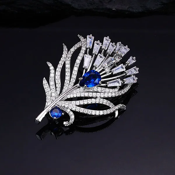 Cài Áo Nữ Meri Azure Feather BR84 Màu Trắng Xanh