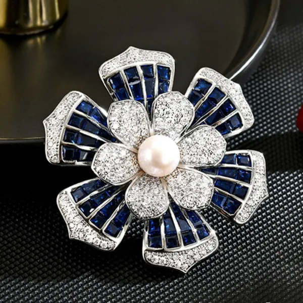 Cài Áo Nữ Meri Blue Petal BR50 Màu Xanh Bạc