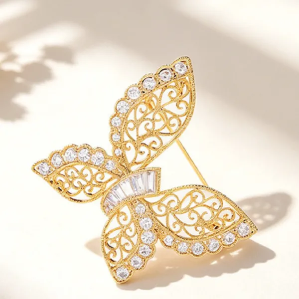 Cài Áo Nữ Meri Butterfly Reverie BR38 Màu Vàng