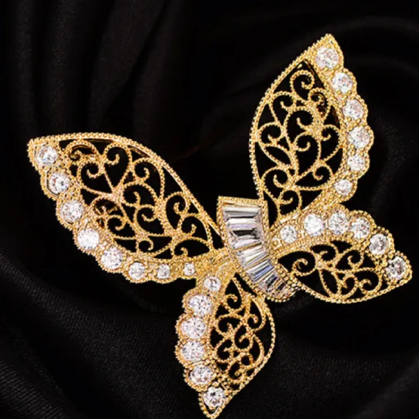 Cài Áo Nữ Meri Butterfly Reverie BR38 Màu Vàng