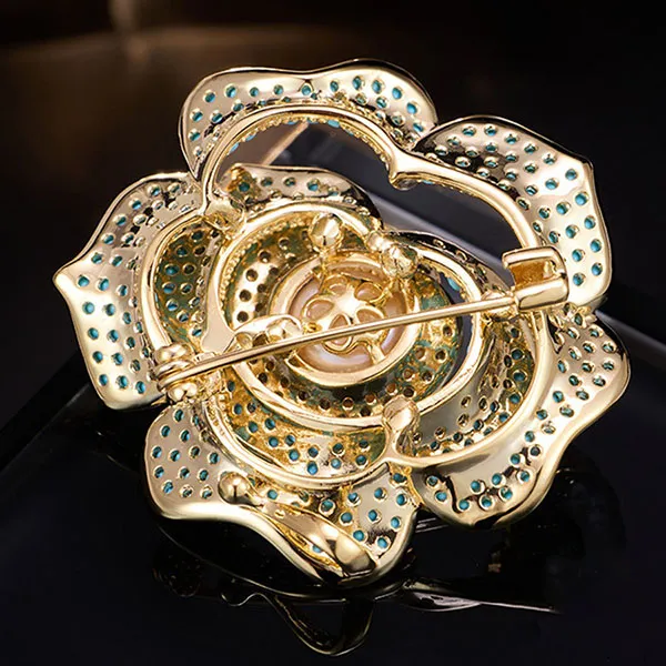 Cài Áo Nữ Meri Camellia Grace BR100 Màu Xanh Vàng
