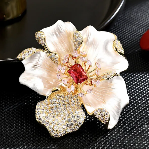 Cài Áo Nữ Meri Crimson Bloom BR40 Màu Vàng Gold