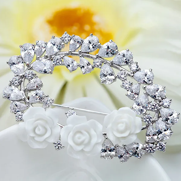 Cài Áo Nữ Meri Flower Charm BR194 Màu Bạc