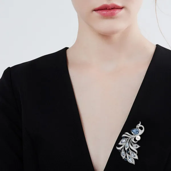 Cài Áo Nữ Meri Imperial Peacock BR47 Màu Xanh Bạc