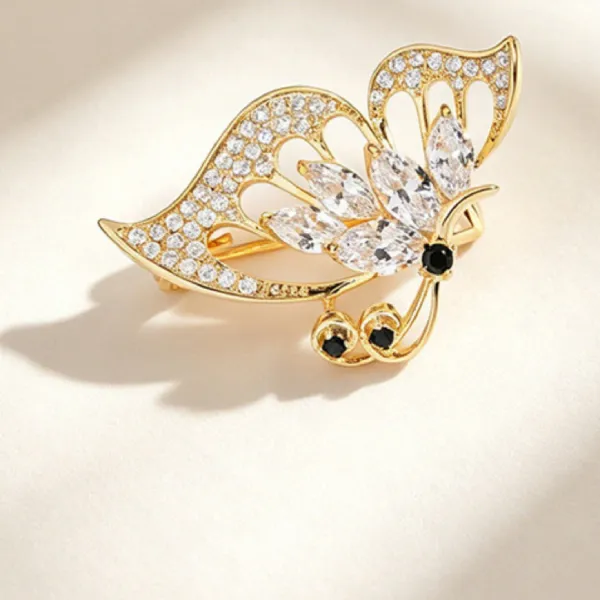Cài Áo Nữ Meri Little Butterfly BR301 Màu Vàng