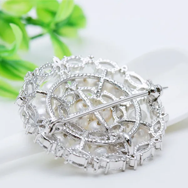 Cài Áo Nữ Meri Winter Dew Charm BR185 Màu Xanh Bạc