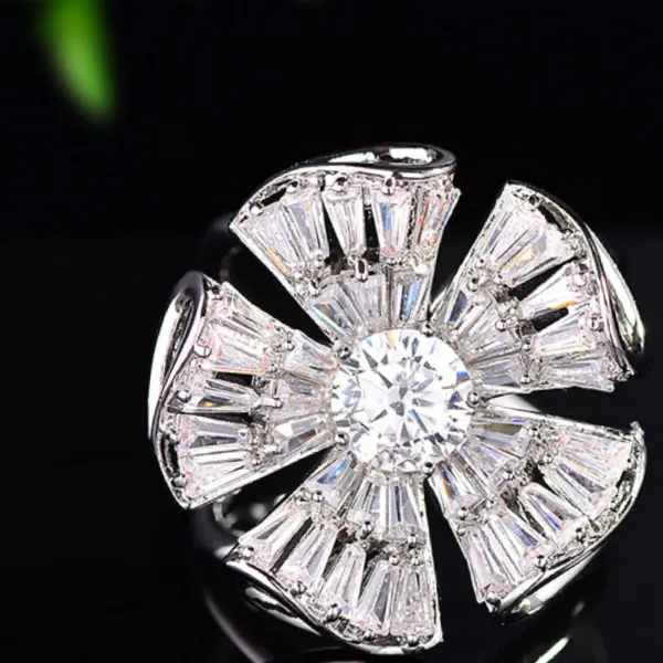 Cài Khăn Nữ Meri Sparkling Bloom BR936-T Màu Trắng