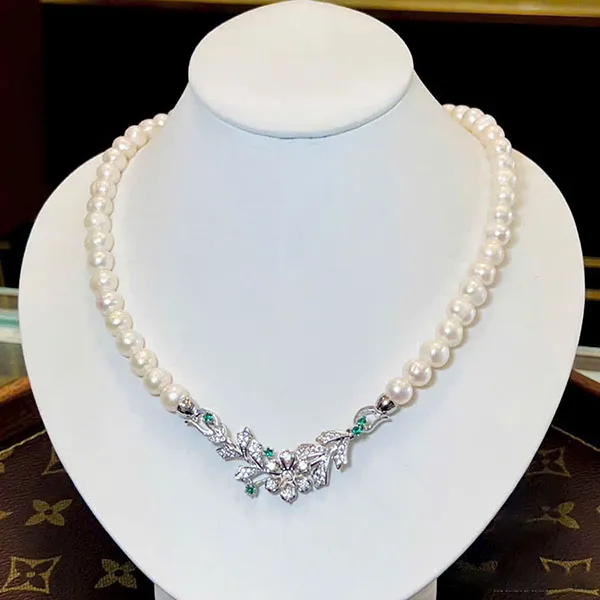 Dây Chuyền Nữ Jessica Pearl Spring Sprig JN12 Màu Trắng