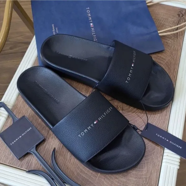 Dép Nam Tommy Hilfiger Flip-Flops Hilifger NYC Pool Slide Màu Đen Size 42