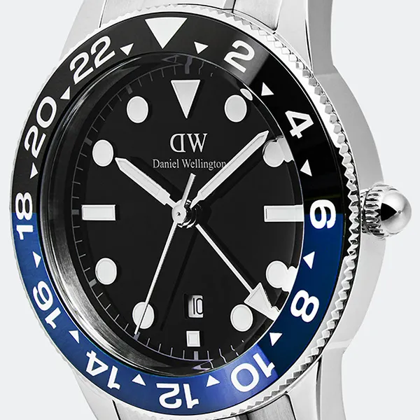 Đồng Hồ Nam Daniel Wellington Iconic GMT Link Black Blue Ceramic Bezel Silver DW00100921 Màu Xanh Bạc