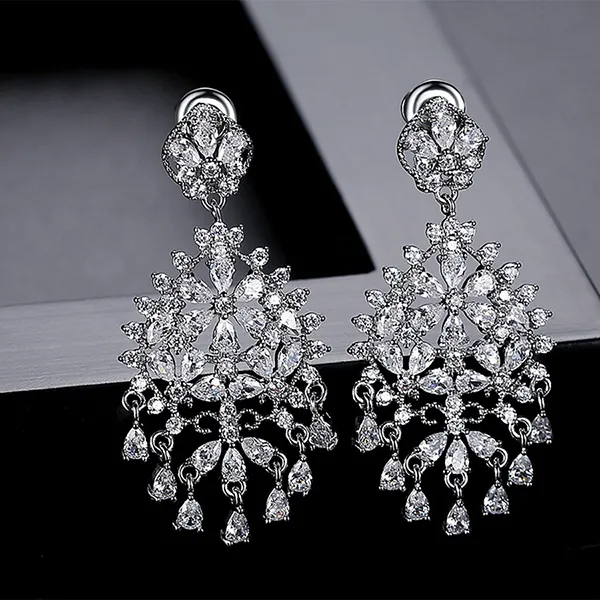 Khuyên Tai Nữ Kya Jewel Aristocratic Bloom KE12 Màu Bạc