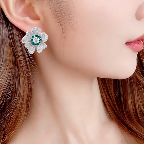 Khuyên Tai Nữ Kya Jewel Windblown Anemone KE25-L Màu Xanh Lá/Trắng