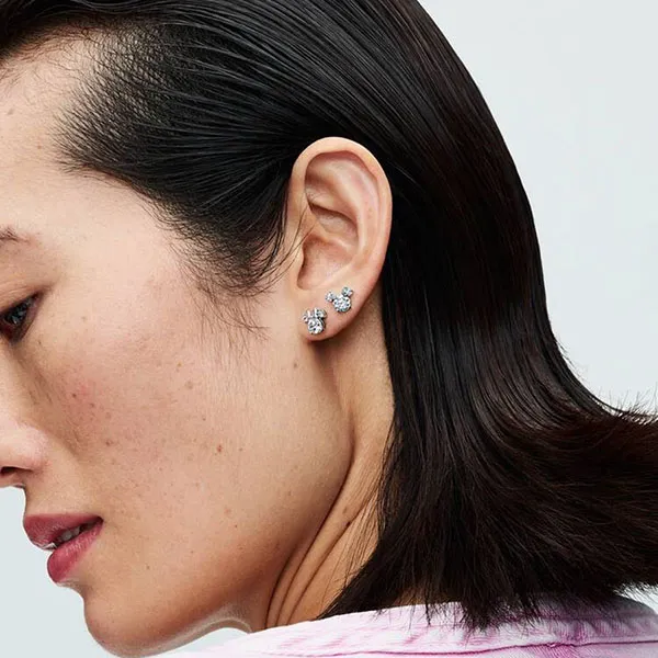 Khuyên Tai Nữ Pandora Disney Mickey Mouse & Minnie Mouse Sparkling Stud Earrings 293219C01 Màu Bạc Trắng