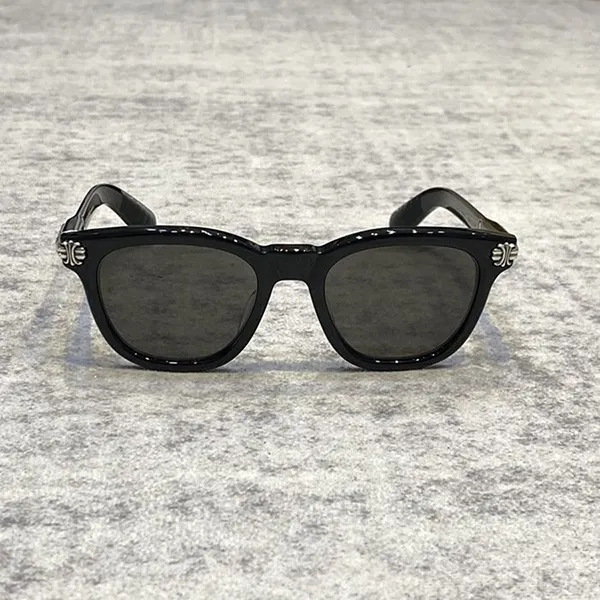 Kính Mát Chrome Hearts Smoke Show Black Sun Màu Đen