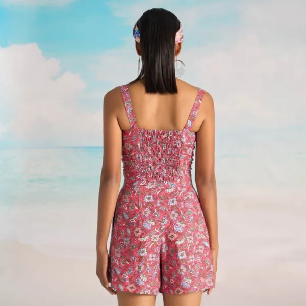 Quần Short Nữ F2 Fashion & Freedom Bright And Shine QS73-DHT-S-0622 Màu Đỏ Size S