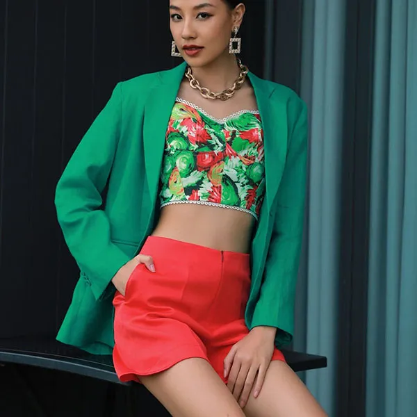 Quần Short Nữ F2 Fashion & Freedom Gấm Into The Wood QS95-DO-S-0524 Màu Đỏ Size S