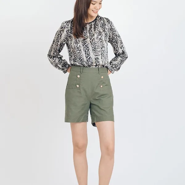 Quần Short Nữ F2 Fashion & Freedom Moss Green Linen Shorts With Buttons QS49-RD-S-0721 Màu Xanh Green Size S