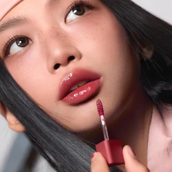 Son Tint Bóng 3CE Gummy Oil Tint 04 Rose Gummy Màu Đỏ Hồng 4g