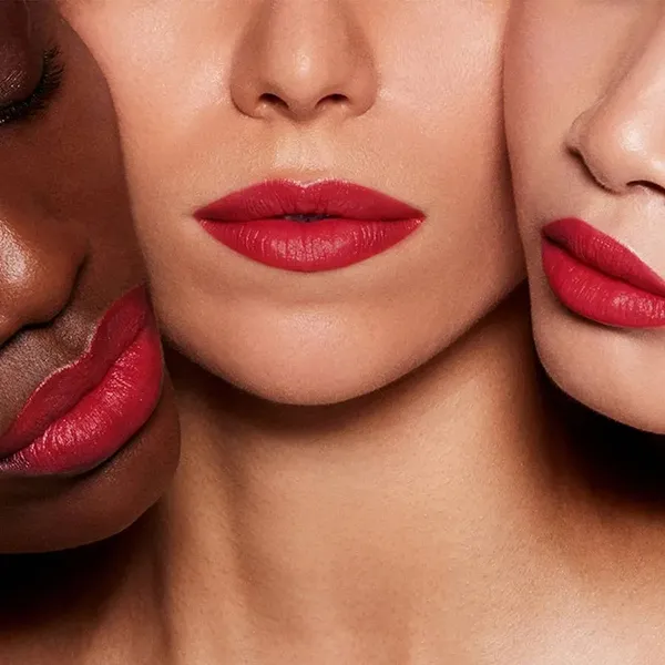 Son Tom Ford TF Liptick Color Satin Matte 92 Charmed Màu Đỏ Cherry