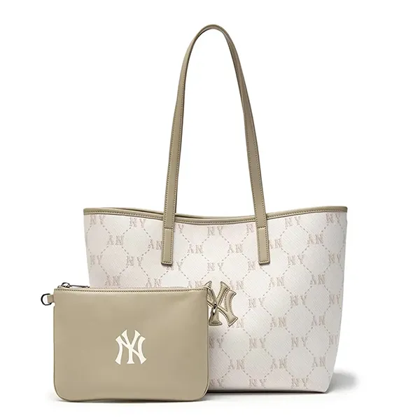 Túi Tote MLB Dia Monogram Jacquard Bag NY Yankees 3AORMJ16N-50CRD Màu Kem