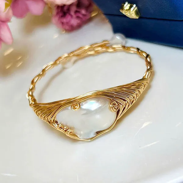 Vòng Đeo Tay Nữ Jessica Pearl Baroque Pearl JB24 Màu Vàng/Trắng