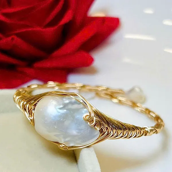 Vòng Đeo Tay Nữ Jessica Pearl Baroque Pearl JB24 Màu Vàng/Trắng