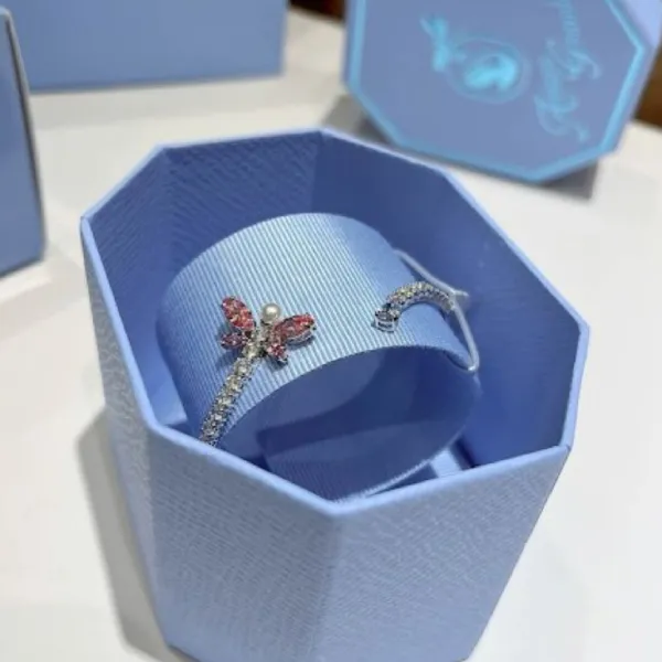 Vòng Đeo Tay Nữ Swarovski Bangle x Ariana Grande 5737402 Màu Bạc Hồng Size M