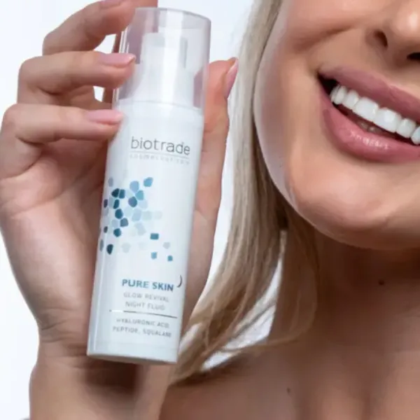 Kem Dưỡng Ban Đêm Phục Hồi Độ Rạng Rỡ Và Trẻ Hóa Da Biotrade Pure Skin Glow Revival Night Fluid 50ml