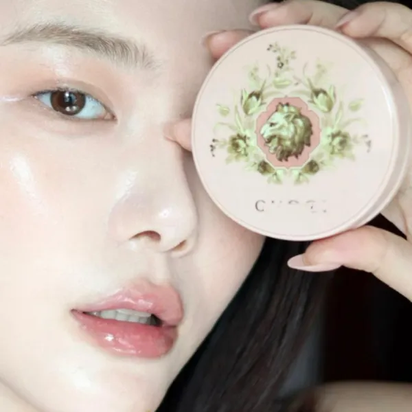 Phấn Nước Trang Điểm Gucci Cushion De Beauté Tone 2.5