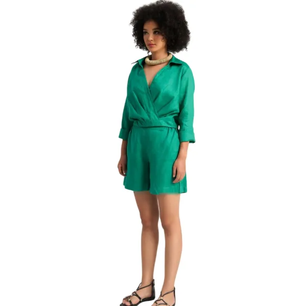 Quần Short Nữ F2 Fashion & Freedom Linen Free-Spirited QS88-XL-S-0723 Màu Xanh Lá Size S