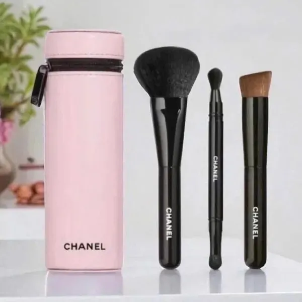 Set Cọ Trang Điểm Chanel Codes Couleur Brush Màu Hồng + Phấn Phủ Poudre Universelle Libre Tone 10 (3 Món)