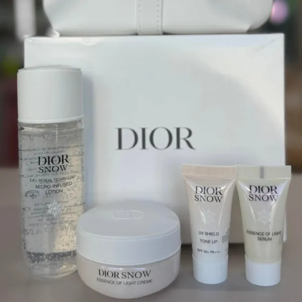 Set Dưỡng Da Dior Snowy Skin Brightening (5 Món)