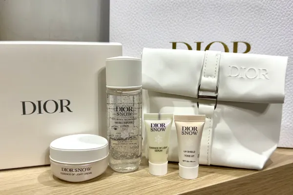 Set Dưỡng Da Dior Snowy Skin Brightening (5 Món)